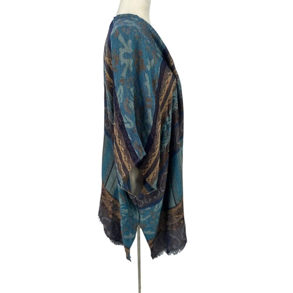 Chico’s Fringe Shawl Wrap Scarf Neutral Blue Tan Boho 27x80 Metallic One Size - Picture 3 of 9